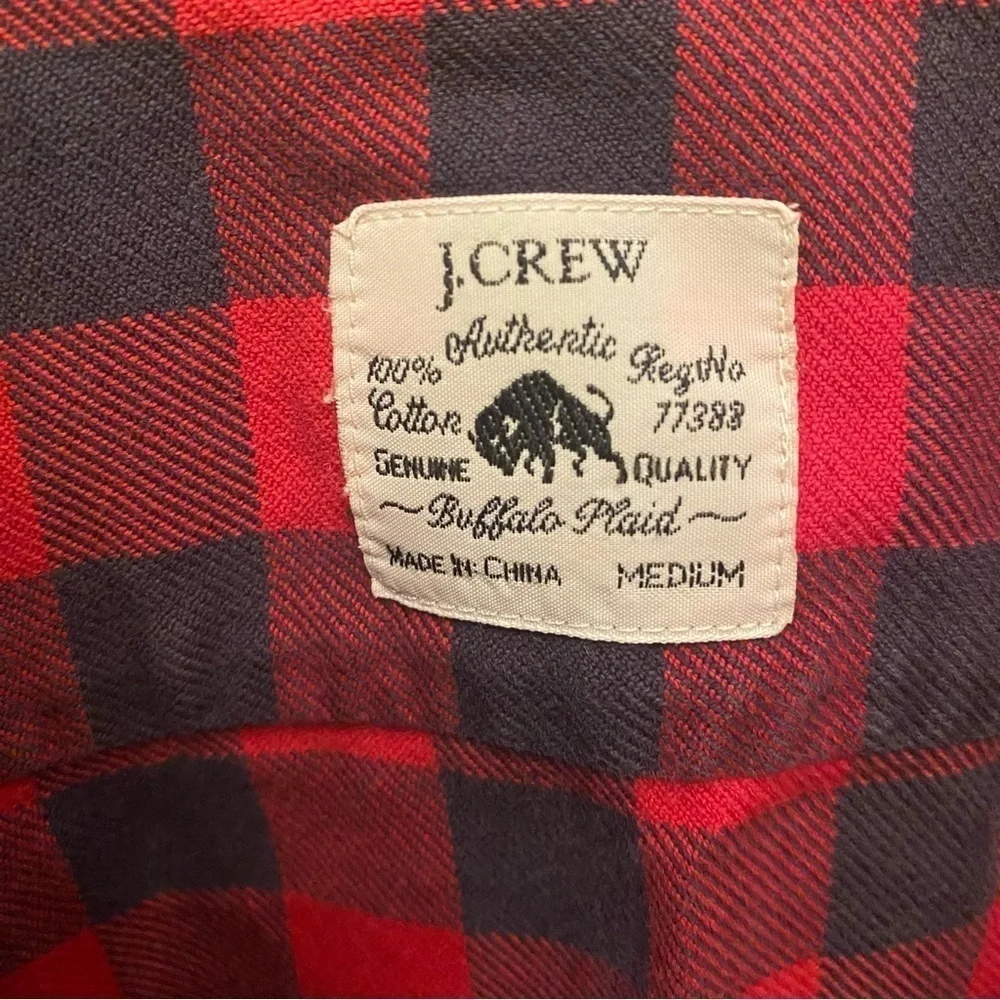 J. CREW Men Red Buffalo Plaid Buttoned Long Sleeve Top Size Medium